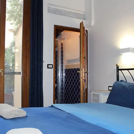 Gmax Guelfa Apartament *
