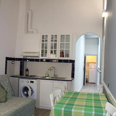 Gmax Guelfa Apartment