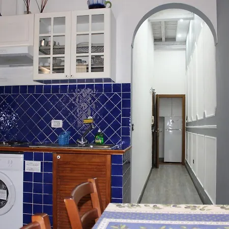 Gmax Guelfa Apartman *